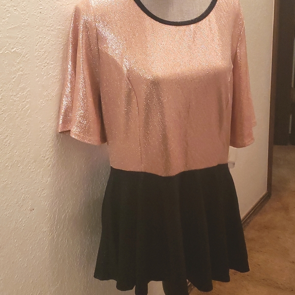 Lularoe elegant top - Picture 6 of 7
